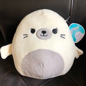 Lucille 8” Squishmallow